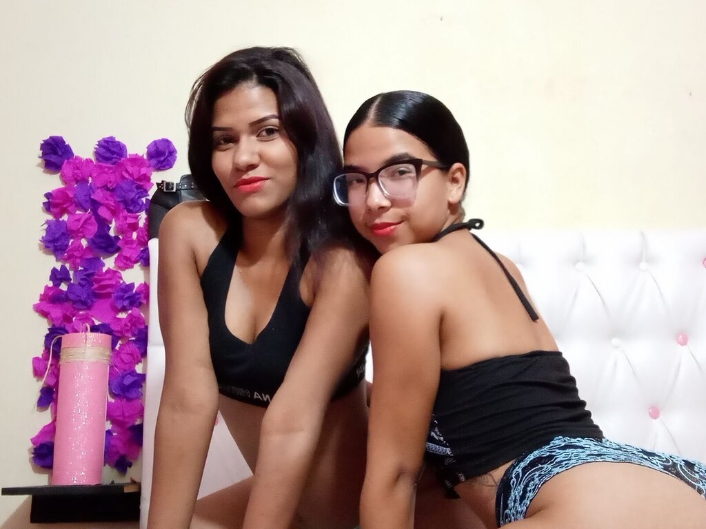 AnabelaandMarily Porn Vip Show