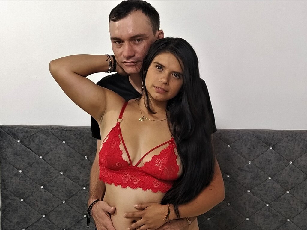 EmilyAndThiago Porn Vip Show