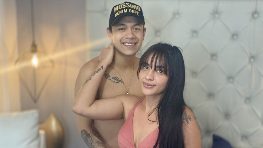 AlejoandAleja Porn Vip Show