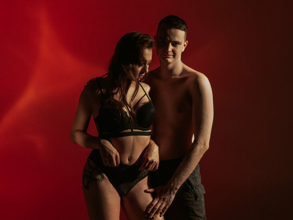 AliceAndChris Porn Vip Show