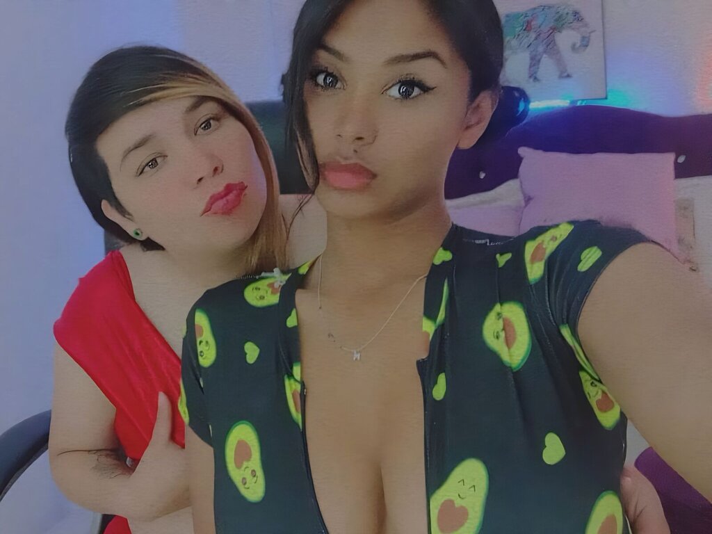 AnnieAndMia Porn Vip Show