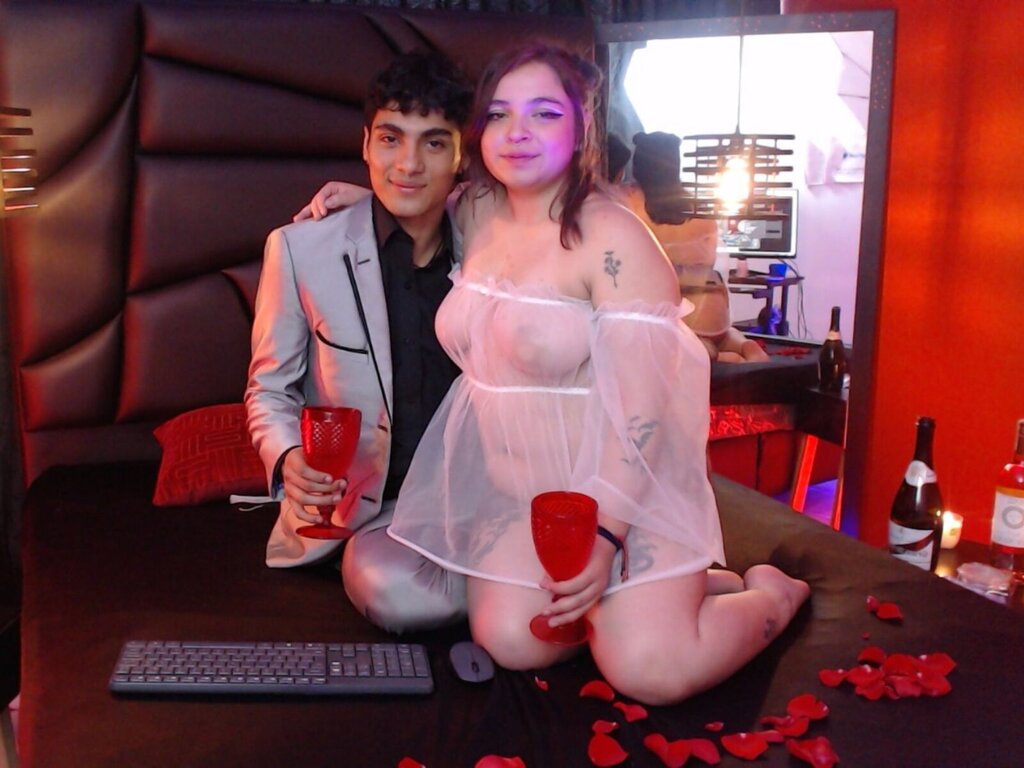 ArianaAndMateo Porn Vip Show