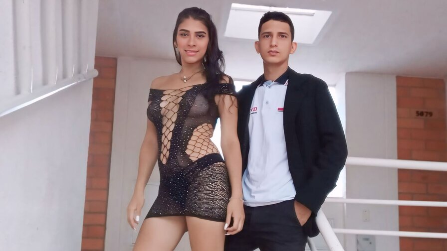 BarbieAndJames Porn Vip Show