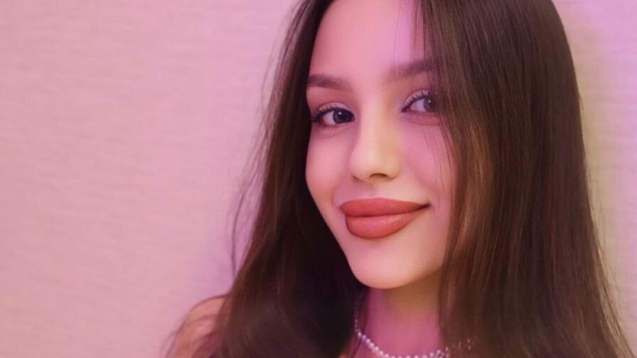 EmilyFloud Porn Vip Show