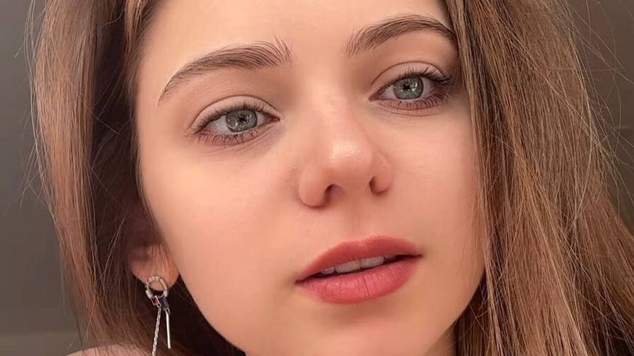 EviePage Porn Vip Show