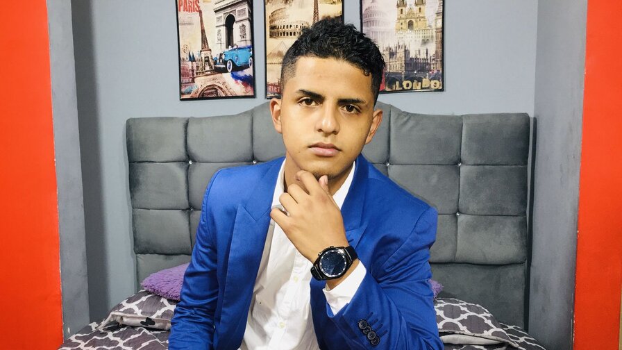 JuanesRamirez Porn Vip Show