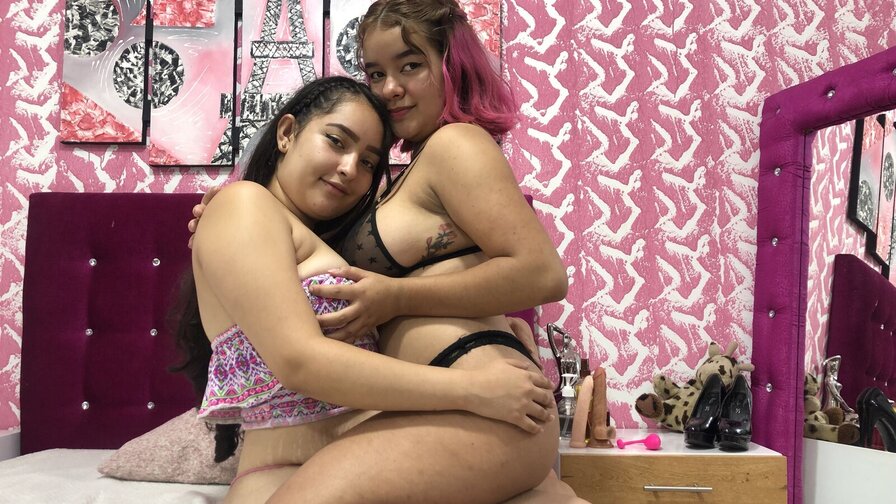 JulianaAndSophie Porn Vip Show