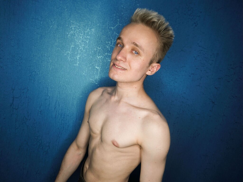 LeroyMori Porn Vip Show