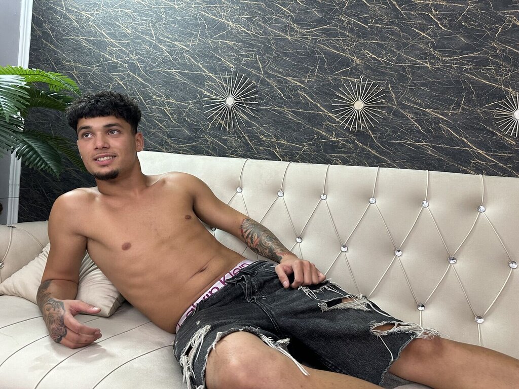 MarkosMateo Porn Vip Show