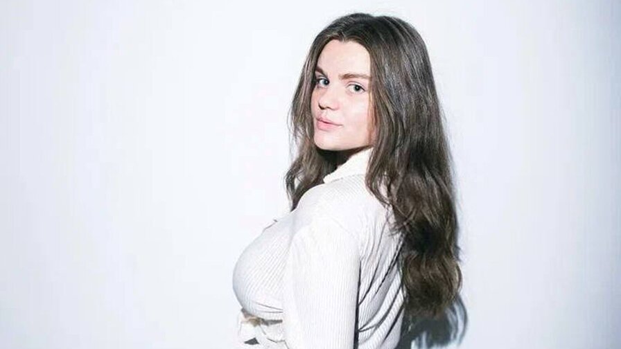 MelaniMell Porn Vip Show