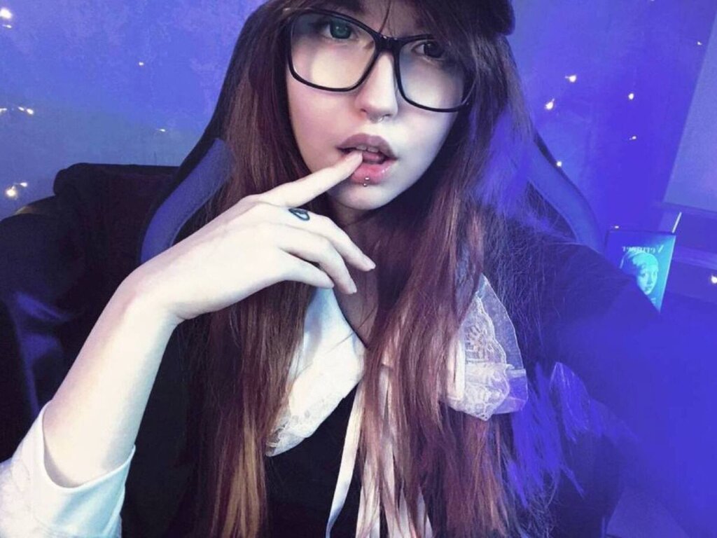 MiaCadence Porn Vip Show