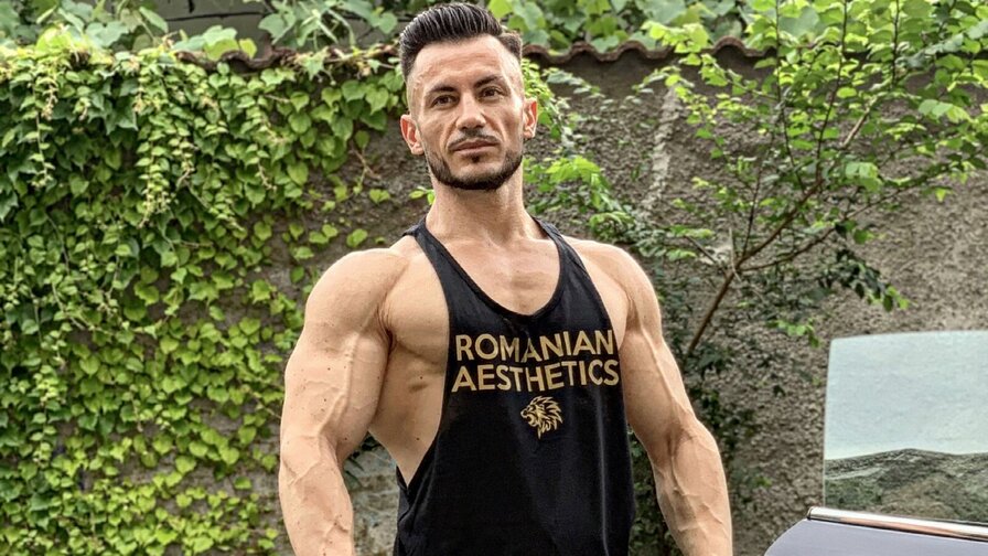 PumpIron Porn Vip Show