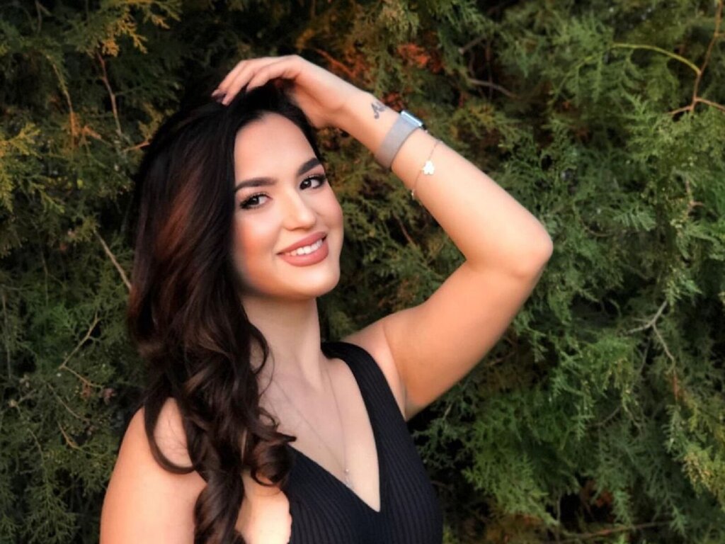 SabinaJenner Porn Vip Show