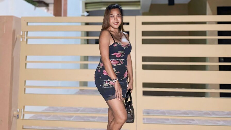 TyraSalsalita Porn Vip Show